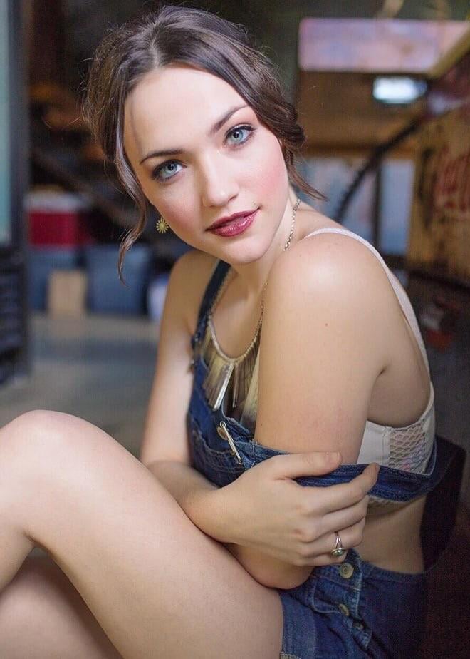 Violett Beane Porn Telegraph